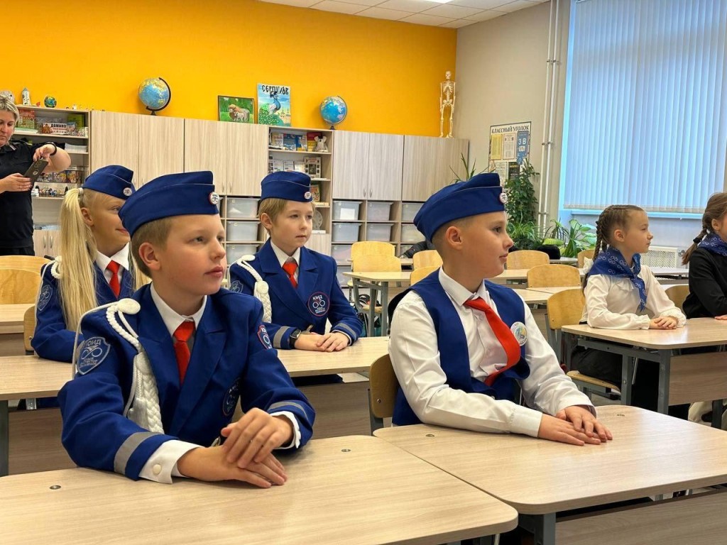 Серпуховские родители вышли в патруль, чтобы вместе с ГИБДД охранять порядок