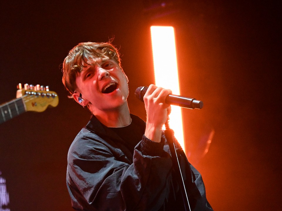 «Любая песня SHAMAN»: Дмитриенко раскрыл, что хотел бы исполнить на «Интервидении»