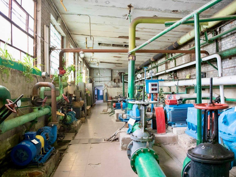 Специалисты восстанавливают работу котельной в микрорайоне Венюково