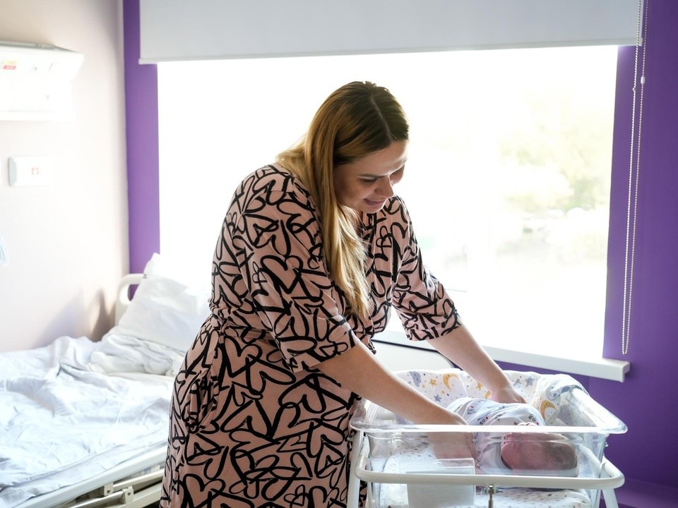 За месяц 83 новорожденных: почему химкинские мамы выбрали обновленный роддом