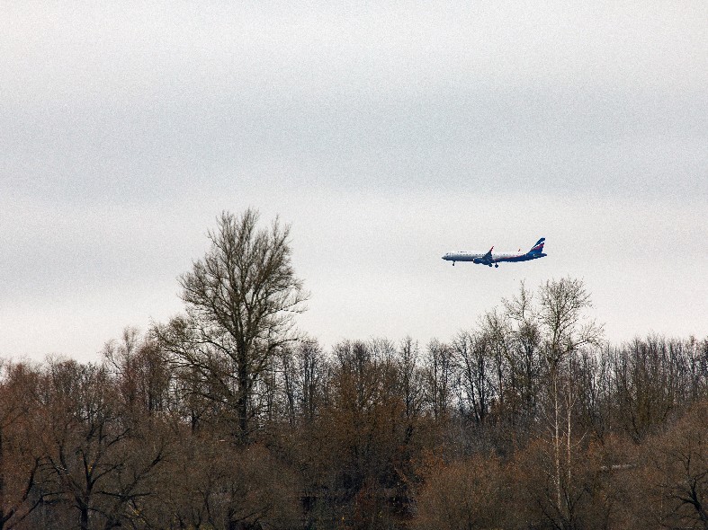 Вблизи подмосковных аэродромов усилили контроль за уровнем шума: где заказать измерения и что требуется для строительства у воздушных гаваней