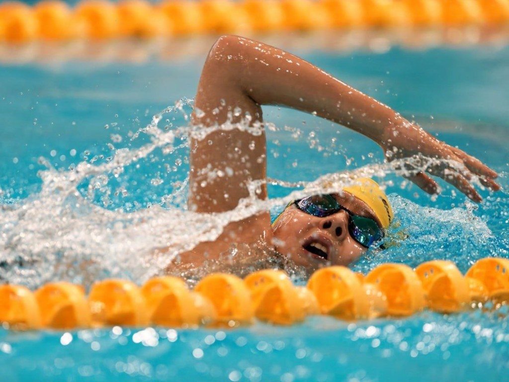 Начинающие пловцы показали умения на соревнованиях в Шаховской