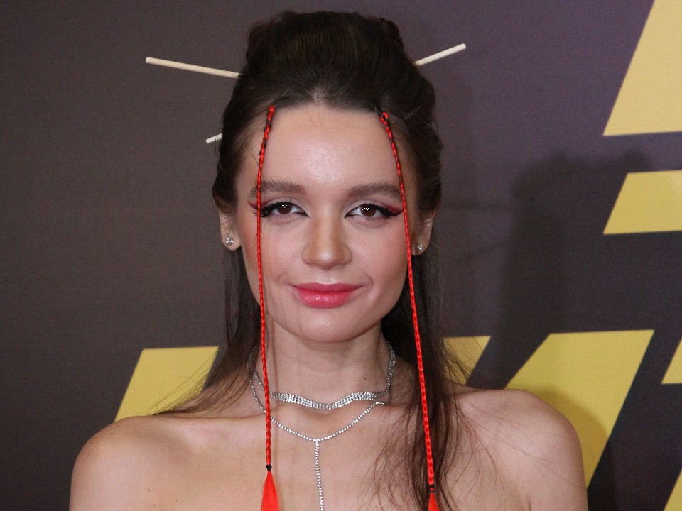 Не рабыня и не Изаура: дочь певицы Славы сыграет «выживальщицу» в бразильском сериале