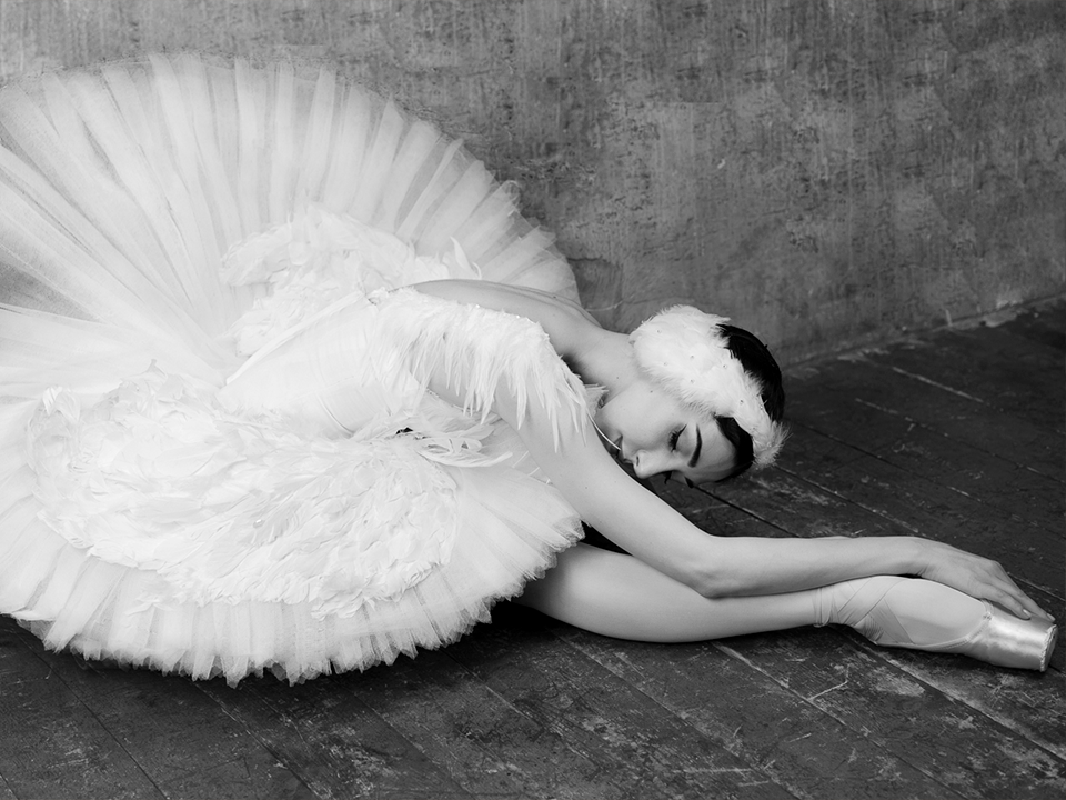 В Зарайске открылась выставка к 100-летию со дня рождения Майи Плисецкой