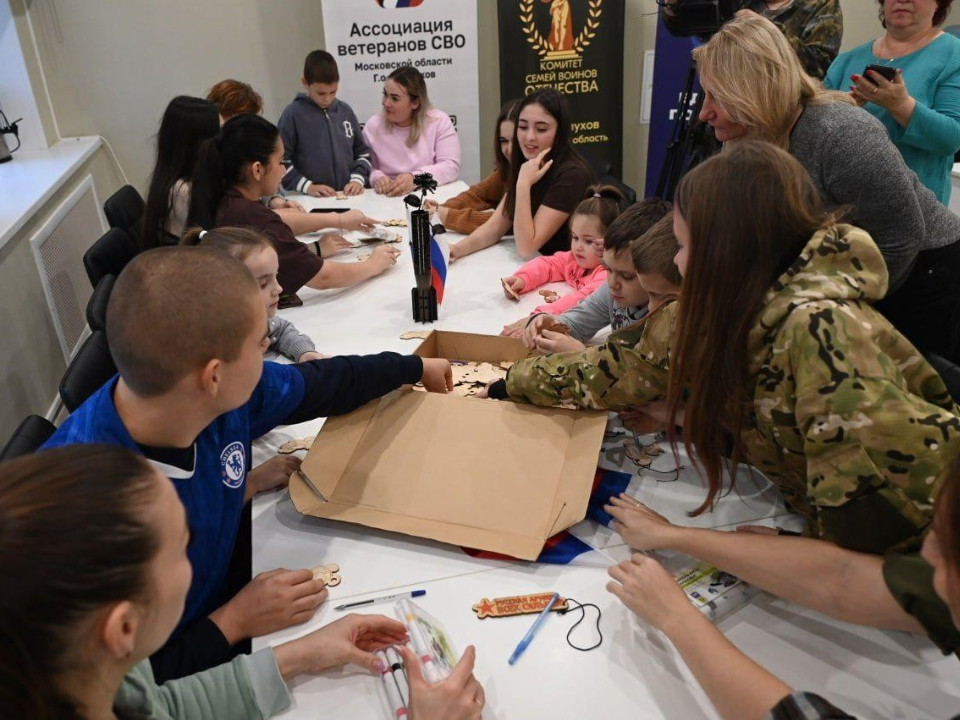 От семьи — на фронт: как творчество становится связью между тылом и передовой