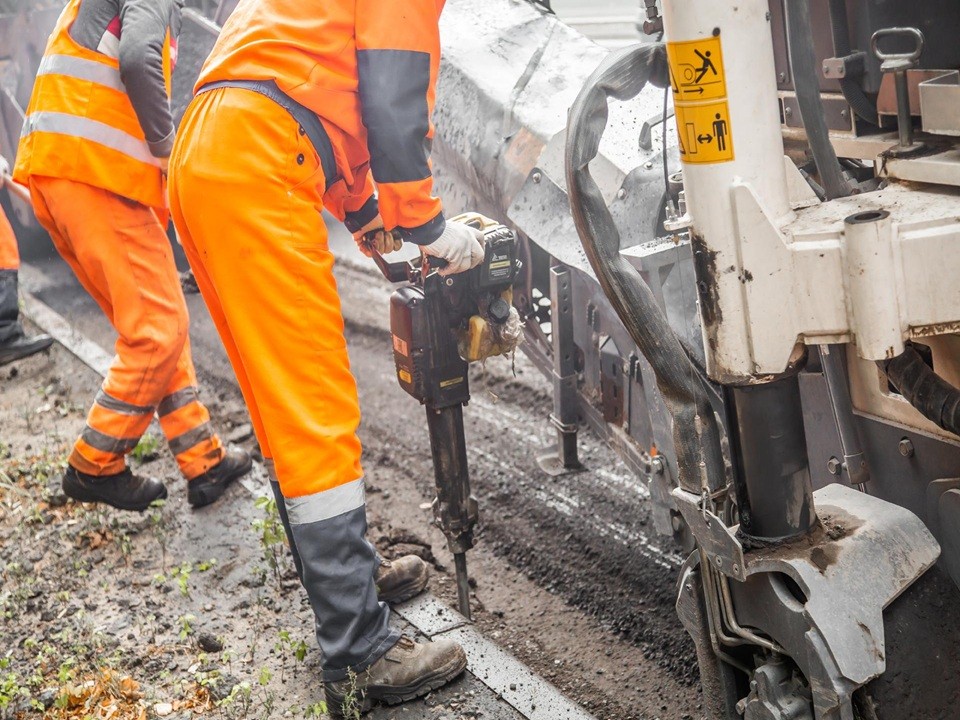 Ямам — бой: дорожники устранили 40 дефектов покрытия в Сергиевом Посаде