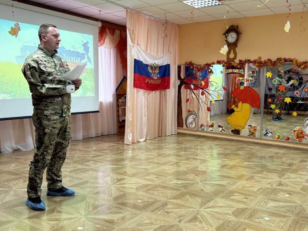 Связь поколений: ветераны СВО рассказали детям Балашихи о героической обороне Севастополя
