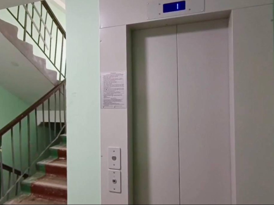 Лифт в новую жизнь: как подмосковные эксперты следят за качеством работ по замене оборудования в домах Мариуполя