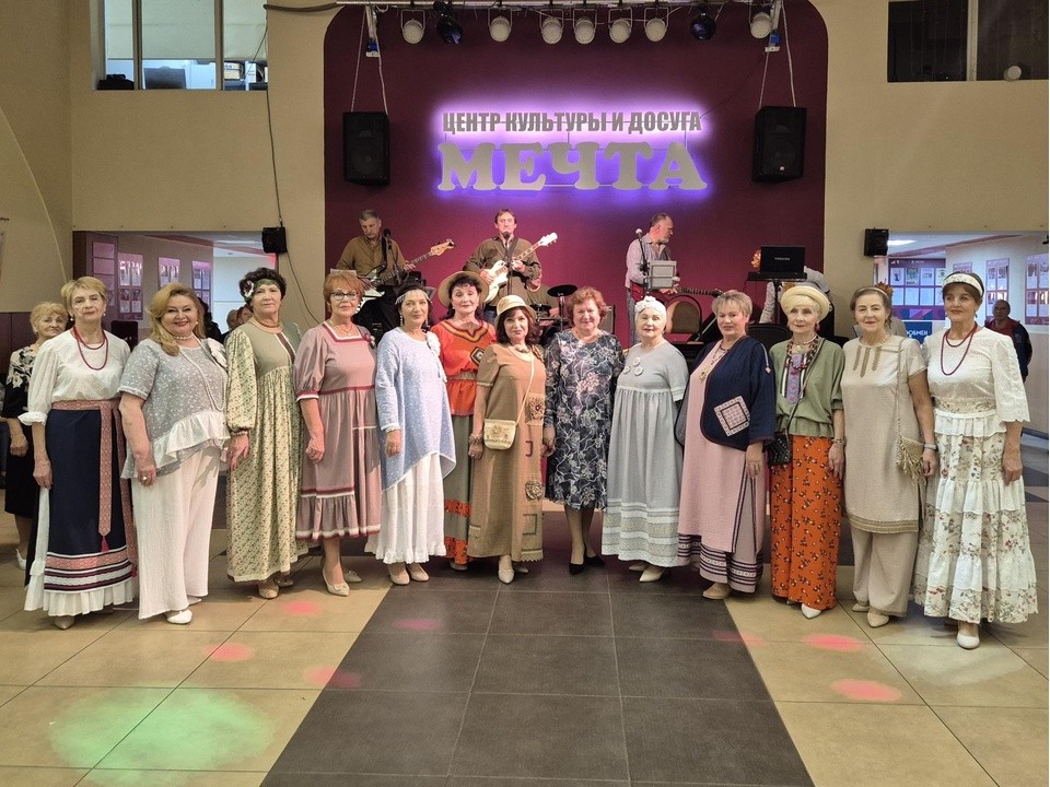 Осенний бал для пенсионеров прошел в Орехово-Зуеве