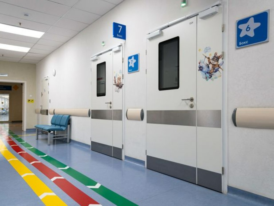 Протез поставят через две недели: пострадавшего от взрыва мальчика ждет новая процедура