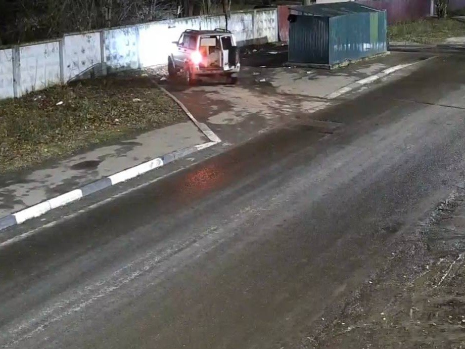 Админштрафы грозят нарушителям за незаконный сброс мусора в Ожерелье