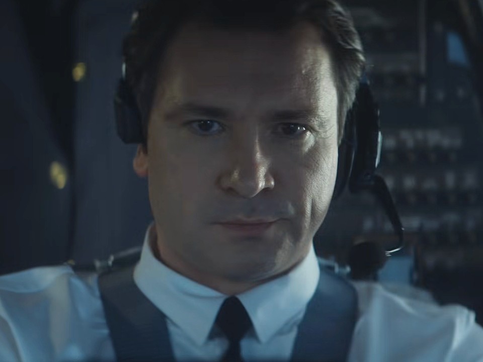 Авиакатастрофы избежали чудом: Антон Хабаров показал видео спасения сотен пассажиров