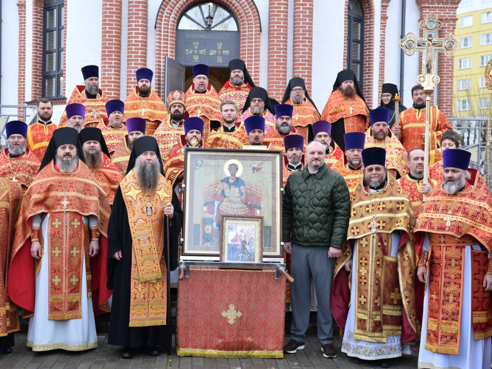В Дмитрове почтили память небесного покровителя: в чем помогает икона святого Димитрия Солунского