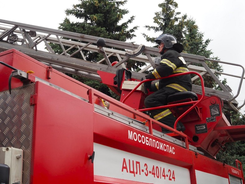 Не дай дому взлететь на воздух: пять правил обращения с газовыми баллонами от спасателей Подмосковья