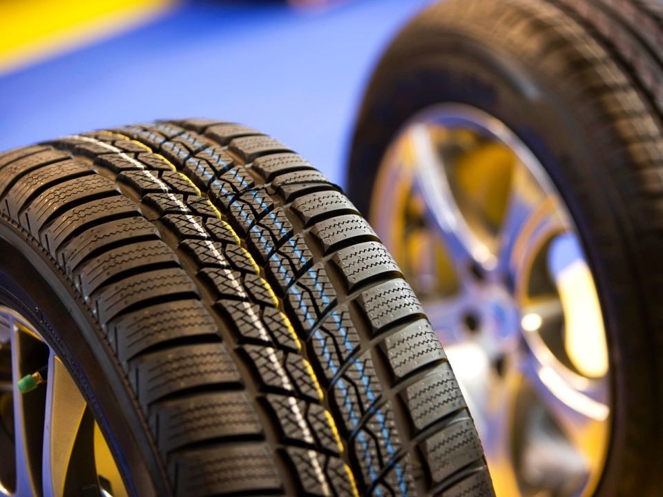 Секрет цветных точек: как метки на шинах помогают сэкономить на балансировке