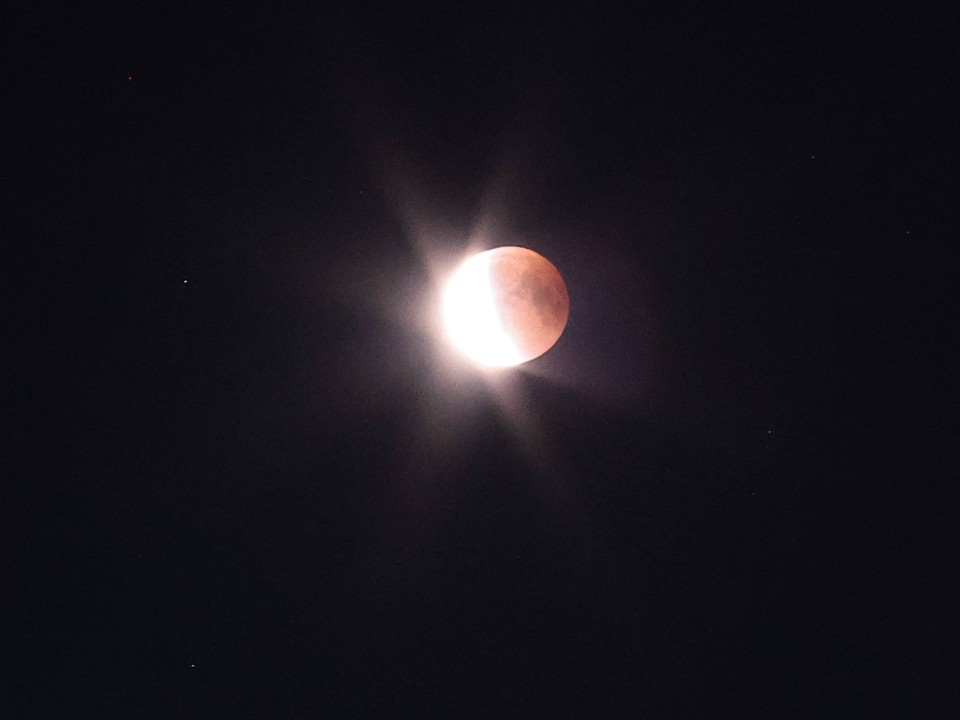 Не погода, а пытка: ноябрьские магнитные бури валят с ног даже здоровых людей