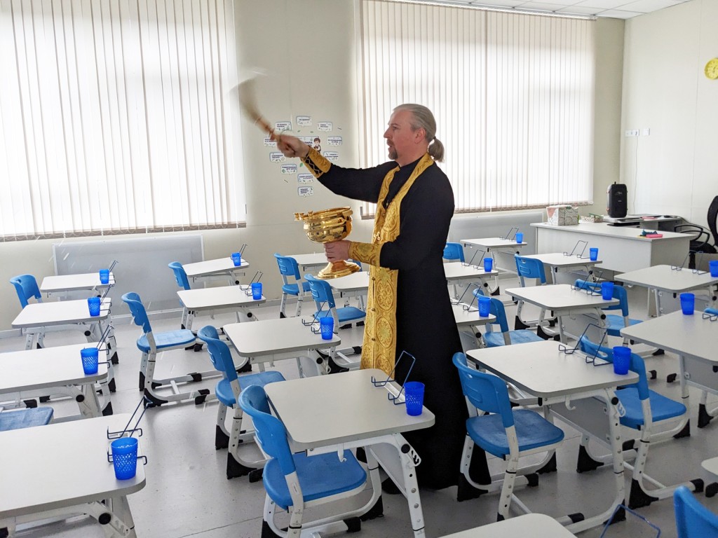 В Ступине освятили новую школу в квартале «Надежда»