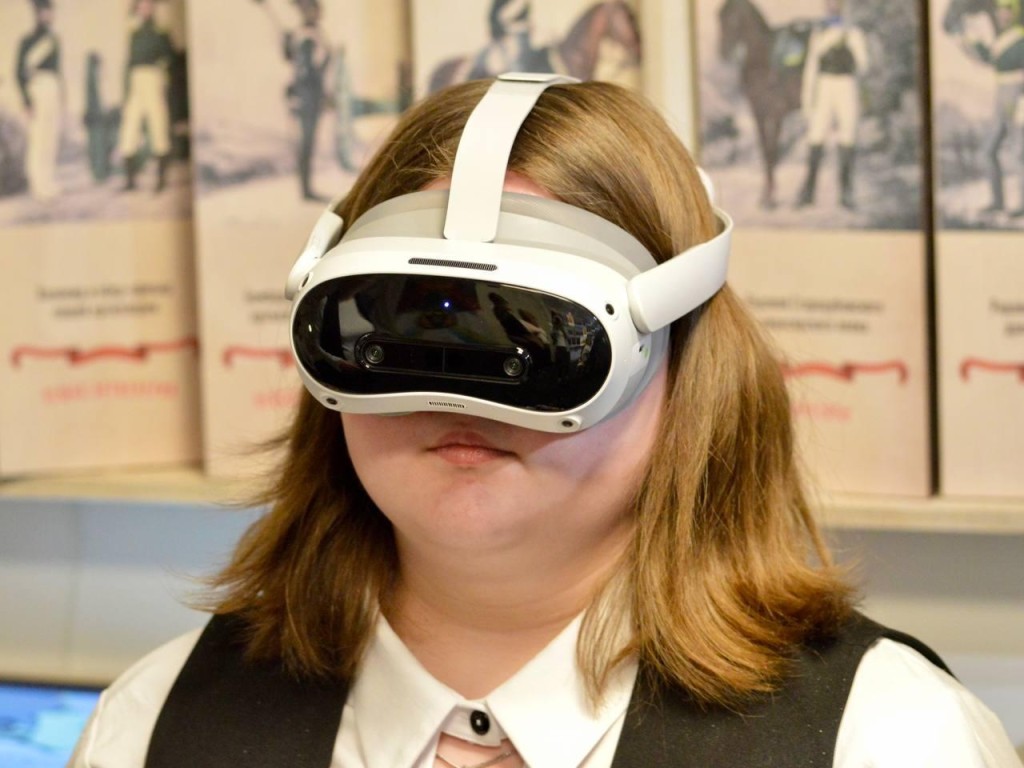 Технологии вместо скучных лекций: в новом центре Можайска детей научат истории с помощью VR-очков