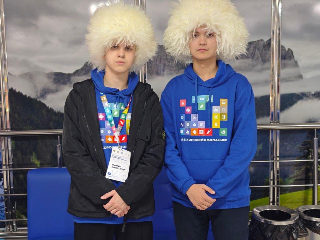 Из Шатуры в Грозный: как два студента за три дня нашли друзей по всей России и убедились, что движутся в правильном направлении