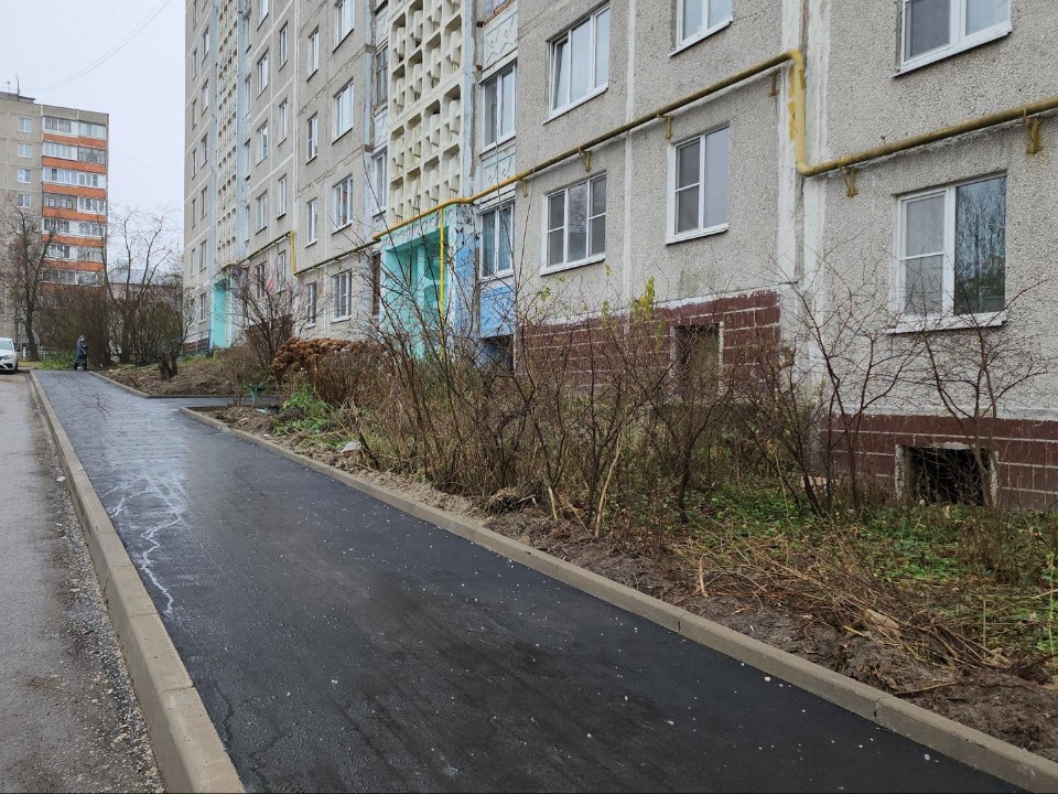 Новый тротуар обустроили на улице Рязанская