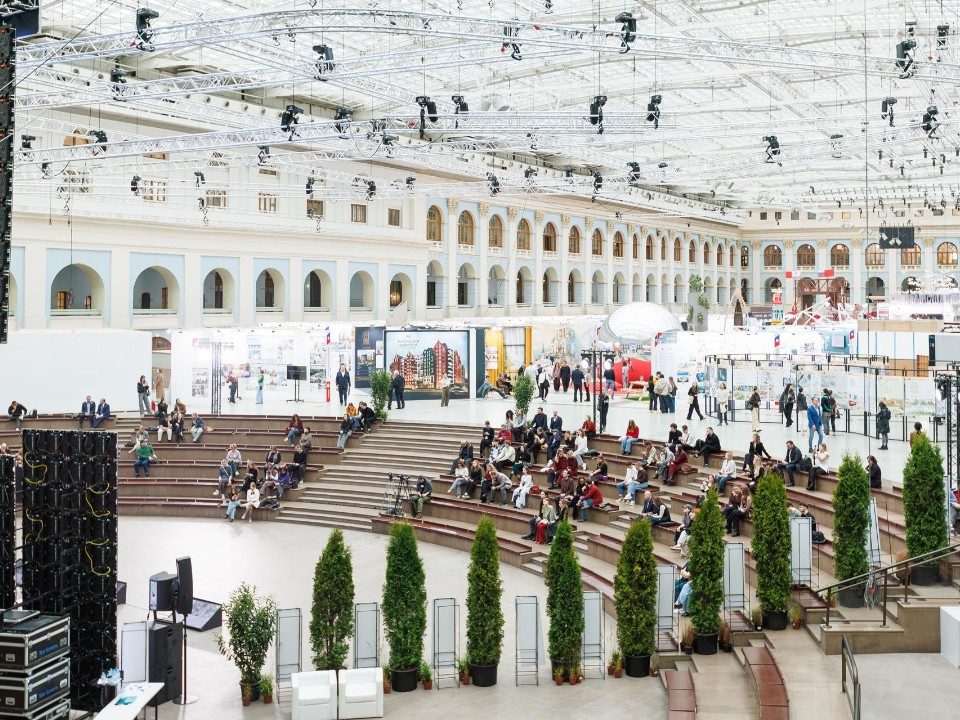 Там, где прошлое встречается с будущим: какие идеи помогут оживить исторические центры Подмосковья