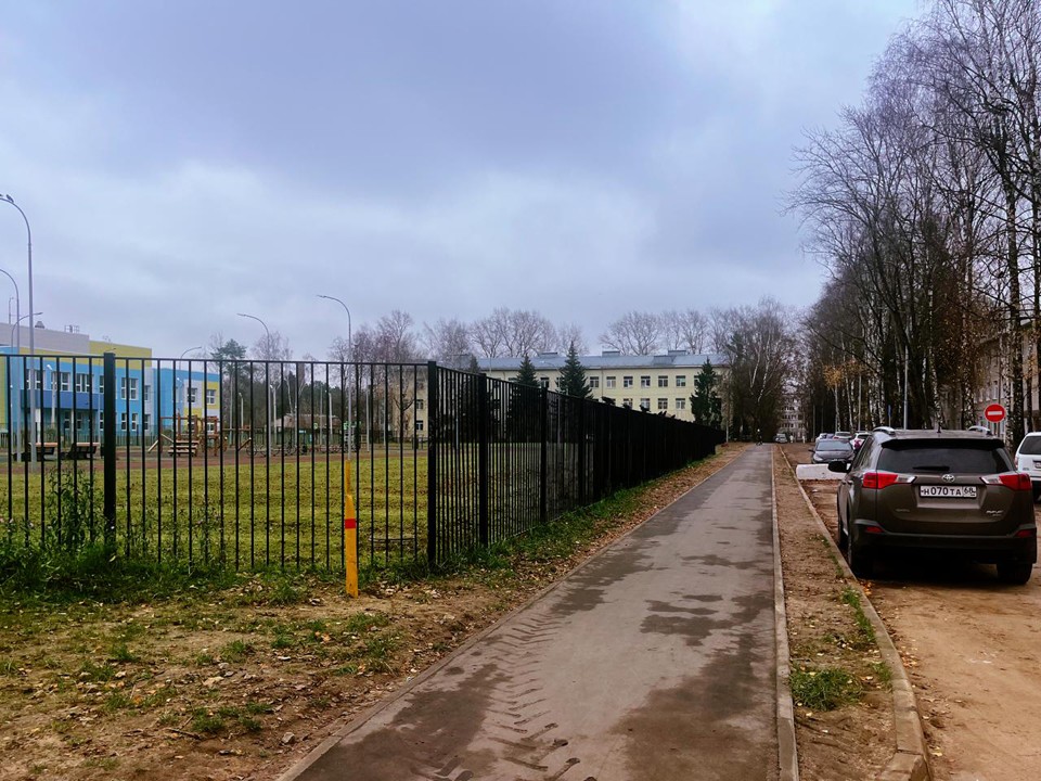 Народные тропы к детскому саду, поликлинике и рынку обустроили в Щелкове