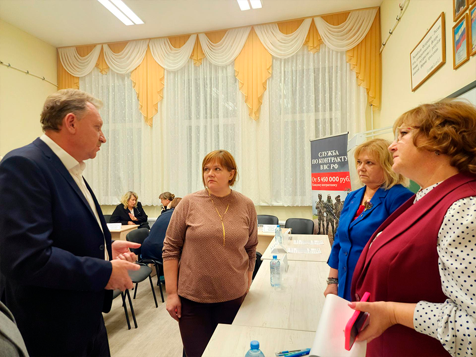 В Зарайске обсудили расширение спектра реабилитационных услуг для детей с ОВЗ