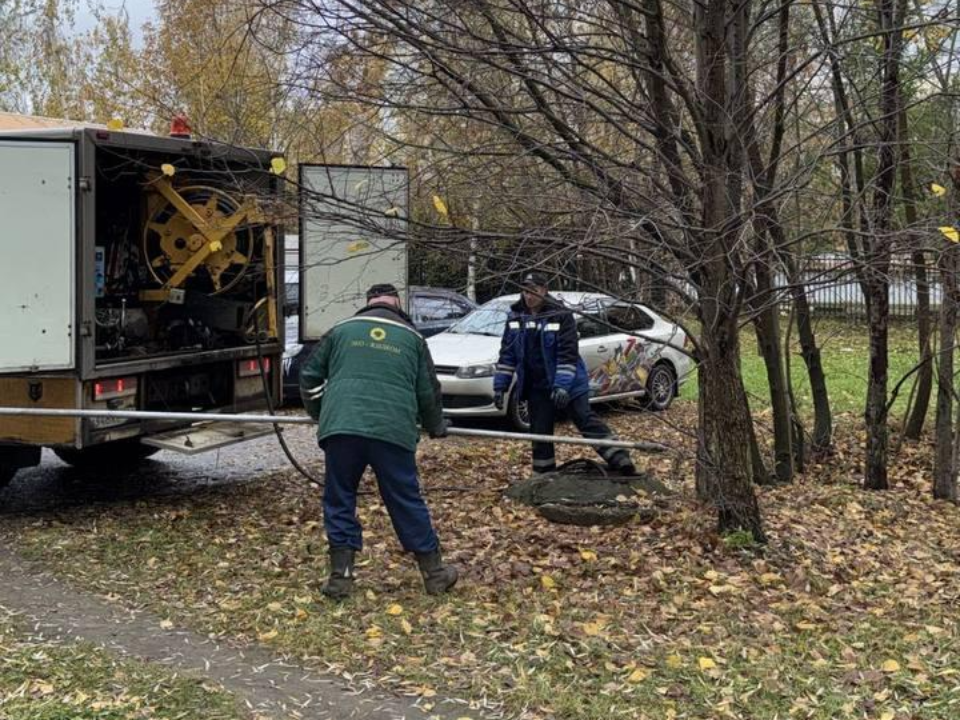 Проверка канализации обернулась сюрпризом: какие предметы могут привести к крупным засорам