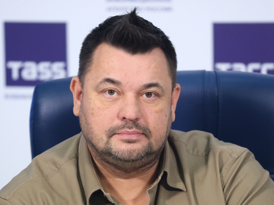 «Роднее у нас в жизни никого нет»: Сергей Жуков призвал беречь матерей