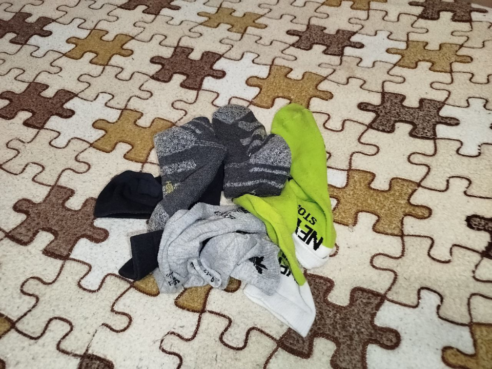 Шесть гениальных способов использовать старые дырявые носки в хозяйстве: лайфхаки от жуковчанки