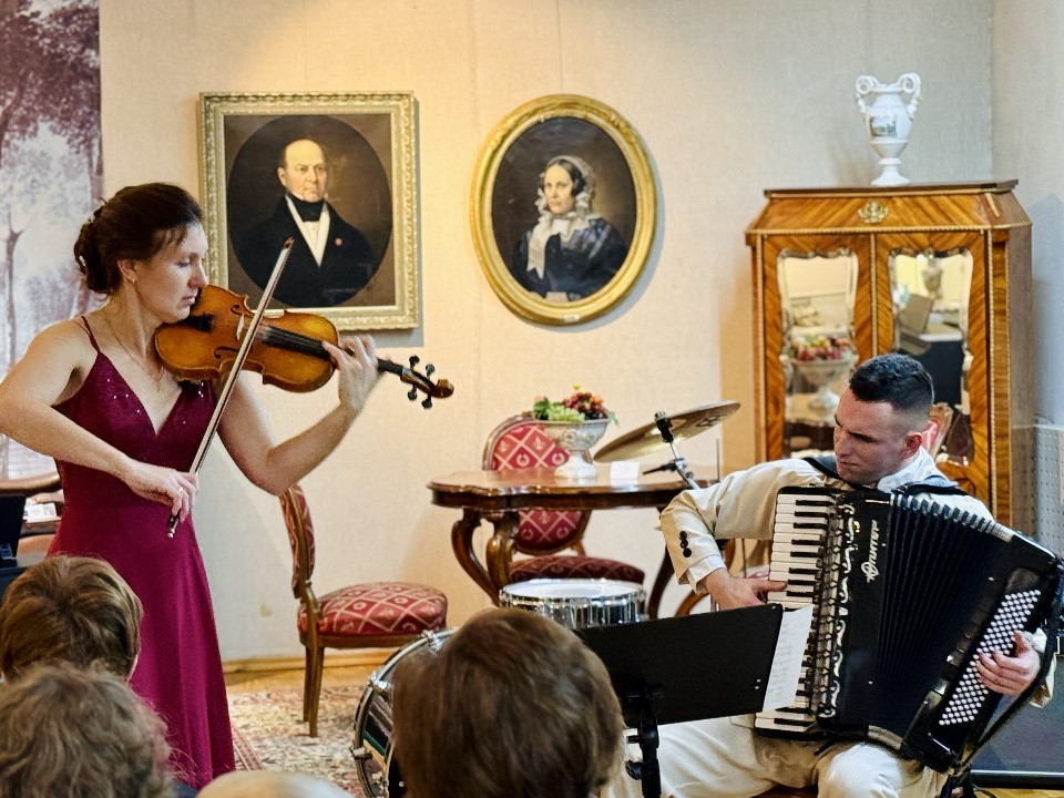 Музыка и поэзия: в городской библиотеке пройдет творческий вечер