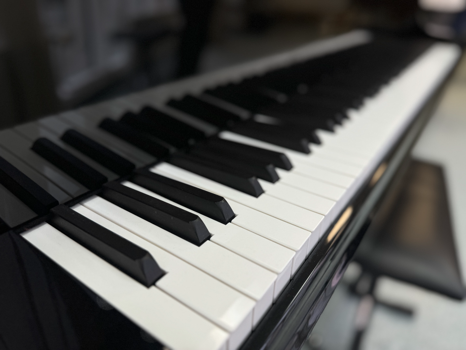 Расслабляться с помощью музыки научат посетителей праздничного мероприятия в «Факеле»