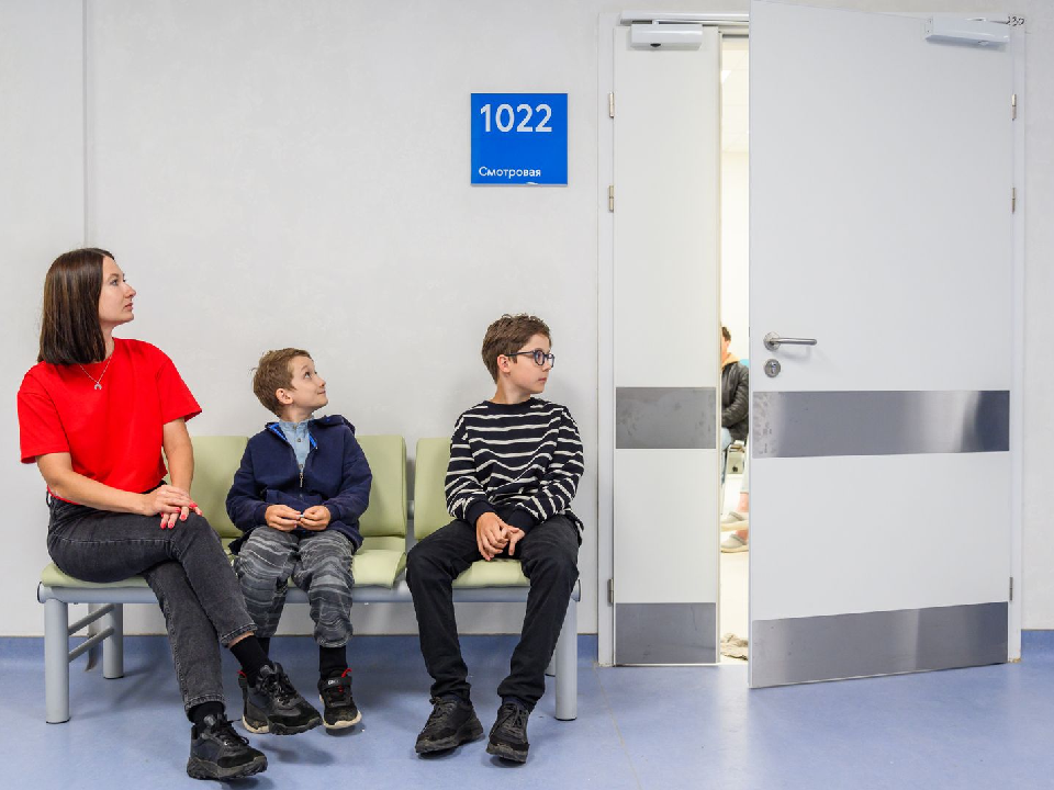 Подарок, который лечит: жители собирают «Коробки храбрости» для детей в больницах и хосписах