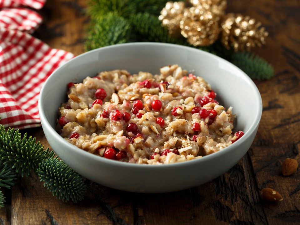 Рождественский пост 2025-2026 в России: календарь питания по дням, правила