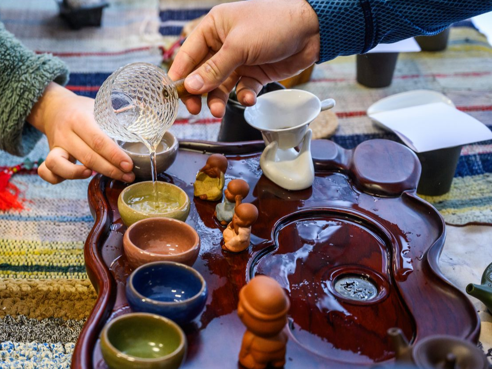 В городской библиотеке №5 устроили китайскую чайную церемонию