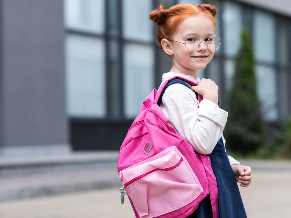 Следим за ребенком без шпионских штучек: какой гаджет спасет от тревоги