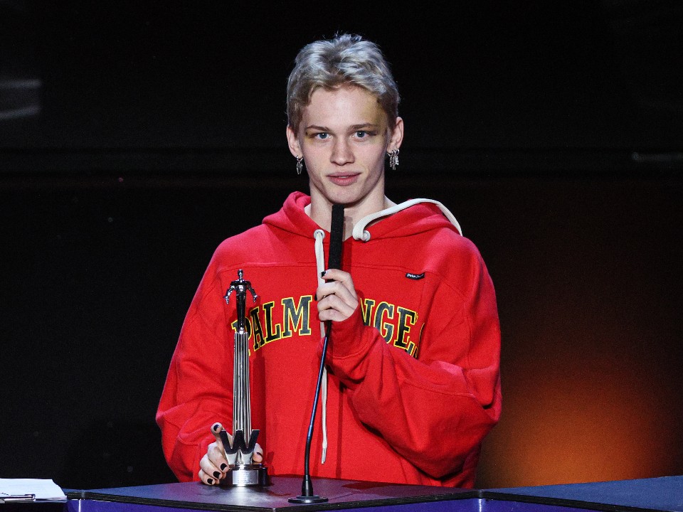 Сбежавший блогер-миллионник оказался курьером: как живет Даня Милохин в Дубае