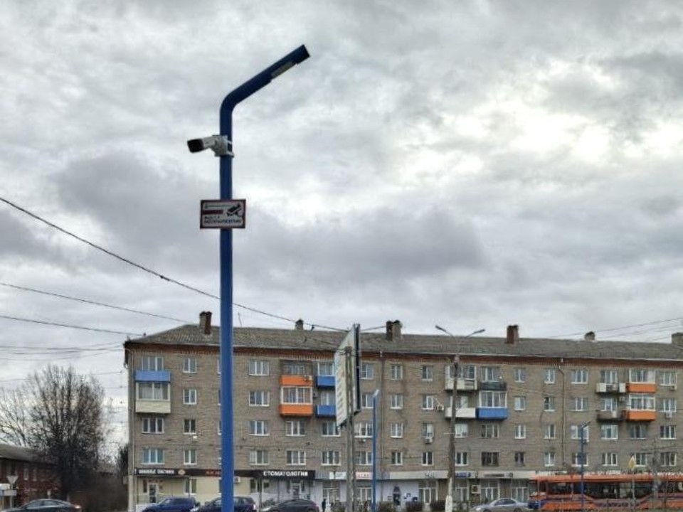 Пять новых глаз: прогулки в сквере за кинотеатром «Горизонт» теперь будут еще безопаснее