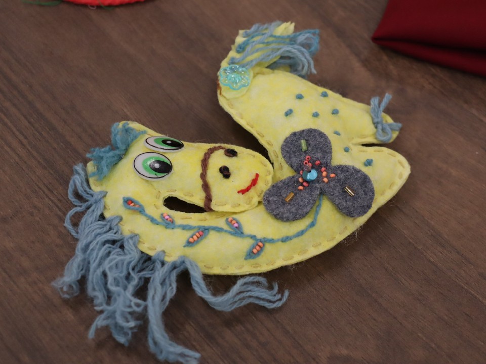 Видновчане смастерили символ 2026 года из фетра