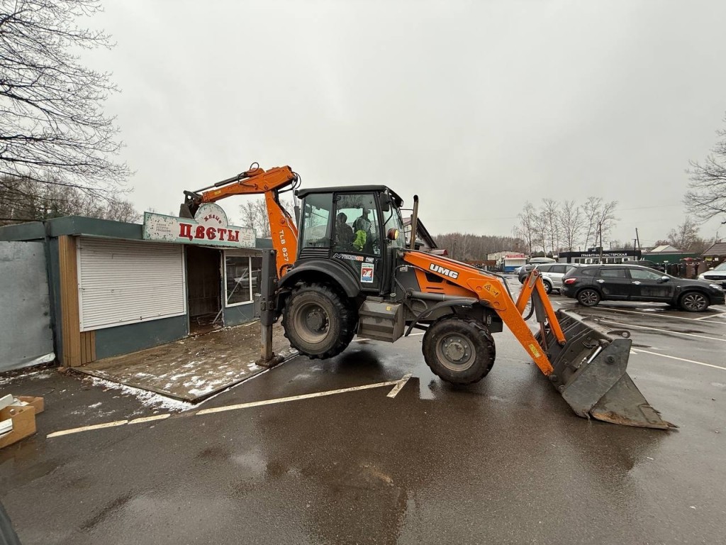 На пути к цивилизованной торговле: в городе убирают павильоны