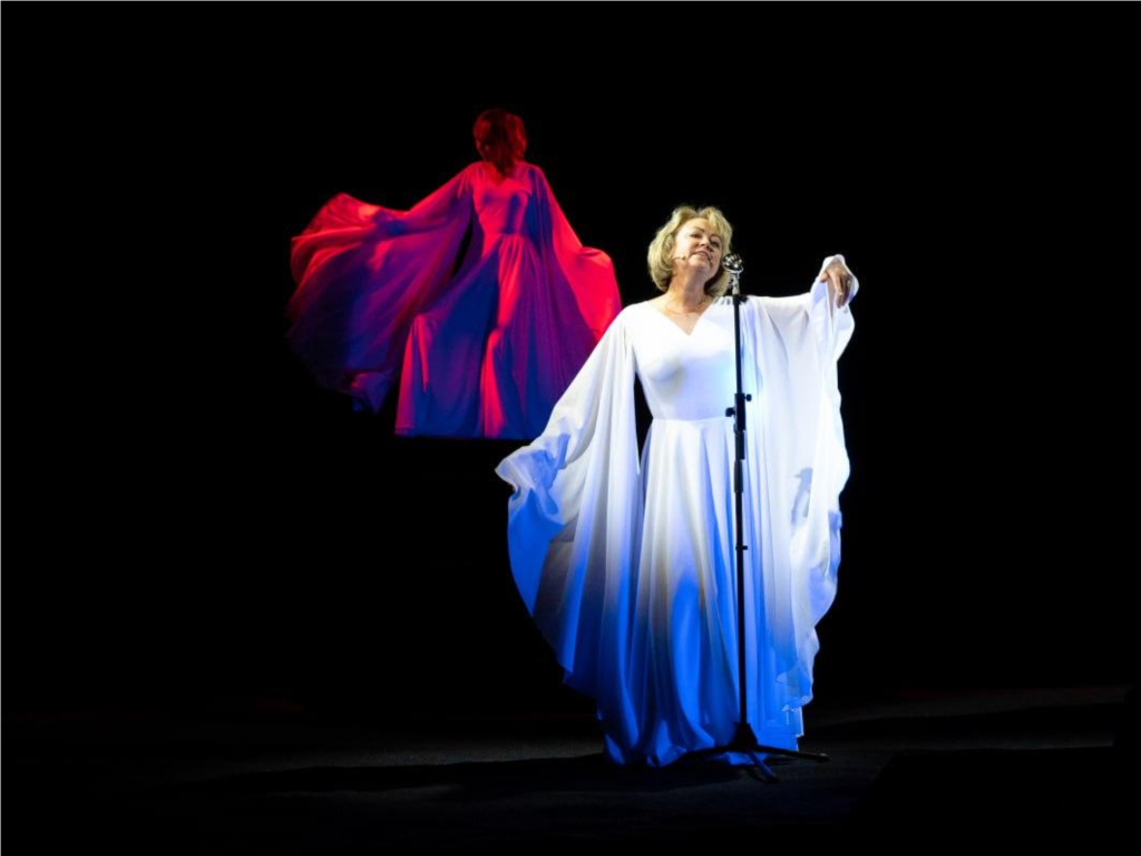 В Серпухове представили камерный спектакль об Анне Герман