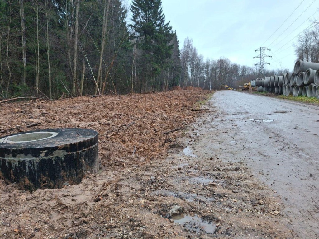Подземный капремонт: как в Можайске обновляют самотечный коллектор — репортаж из-под земли
