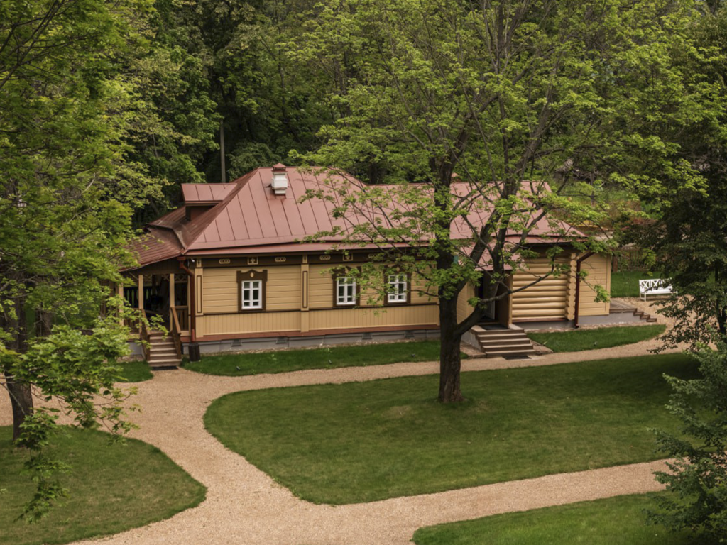 Усадьба Даровое приглашает школьников на олимпиадный квест