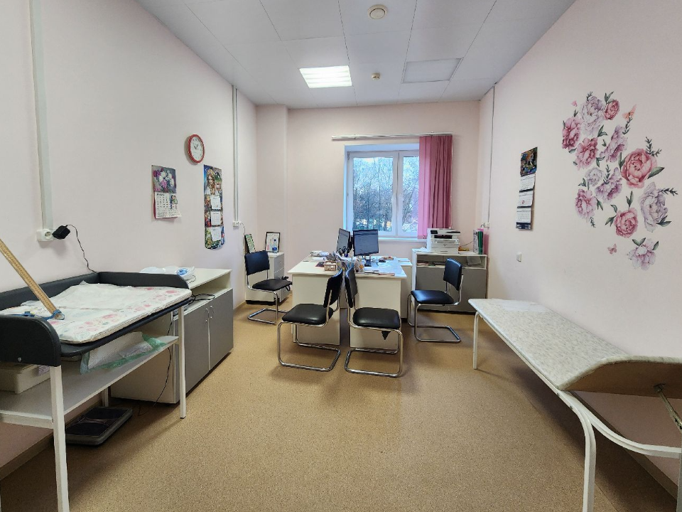 В детской поликлинике в Подольске отремонтировали кабинеты педиатров: какие работы выполнили