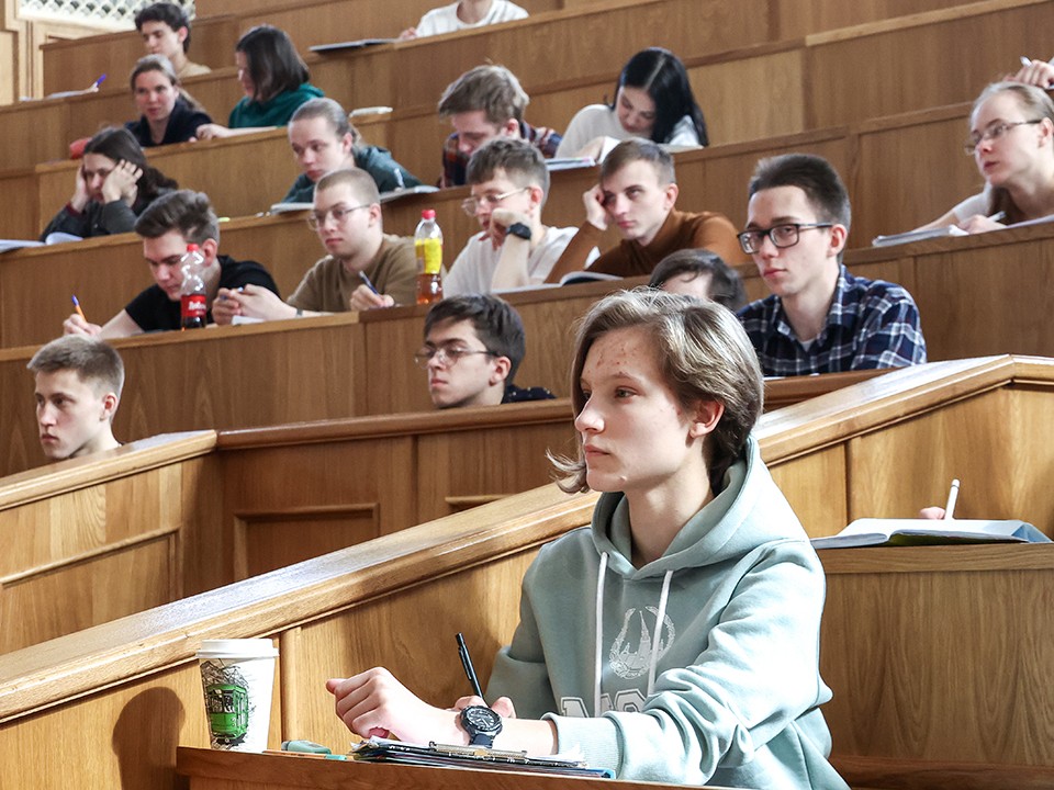 Минпросвещения расширит целевой прием в педагогические вузы: как это будет