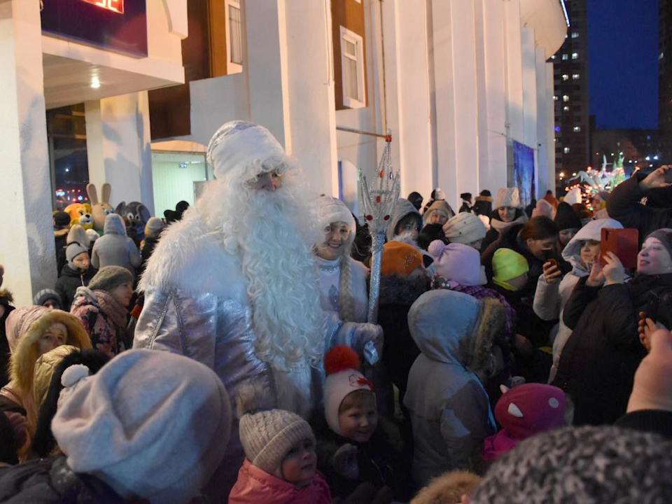 Гандбольный клуб «Чеховские медведи» разыграет билеты на новогоднюю Елку