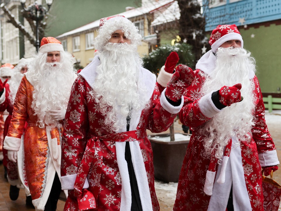 Команда Дедов Морозов приглашает лобненцев на торжественные мероприятия