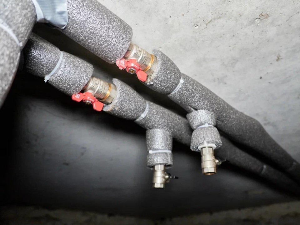 Полдела сделано: как дом № 10 в Воскресенске получает «новые внутренности» к зиме