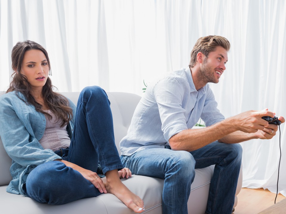 Рушатся семьи и карьера: что делать, если близкий человек стал игроманом