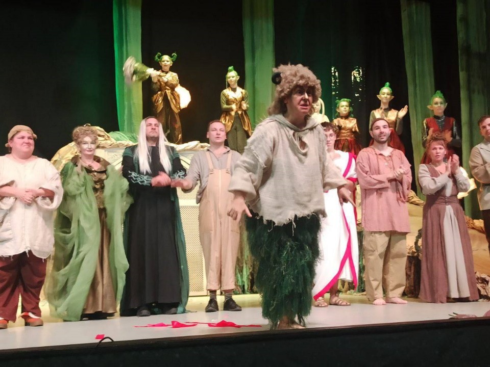 Ветераны СВО и их семьи бесплатно посетить спектакль «Сон в летнюю ночь»